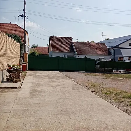 Dragulj Apartmán Kula