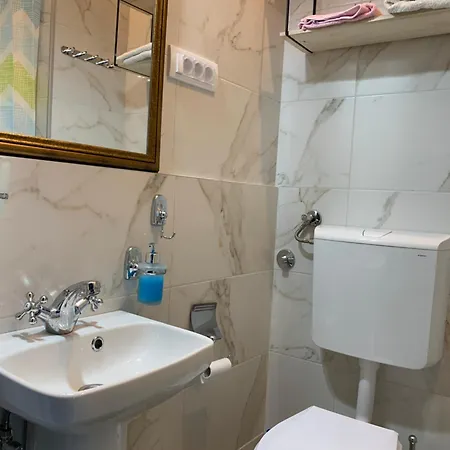 Apartment Dragulj *